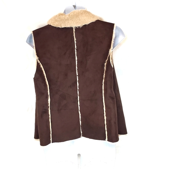 Knox rose faux fur vest - Picture 2 of 4